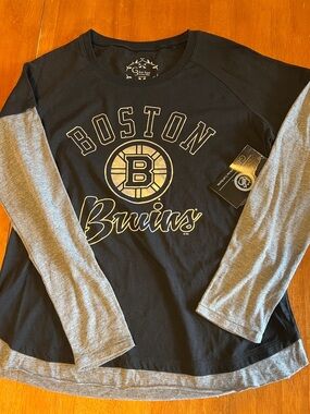 G3 for her/ Alyssa Milano Boston Bruins Women’s Two-Tone Long-Sleeve Tee